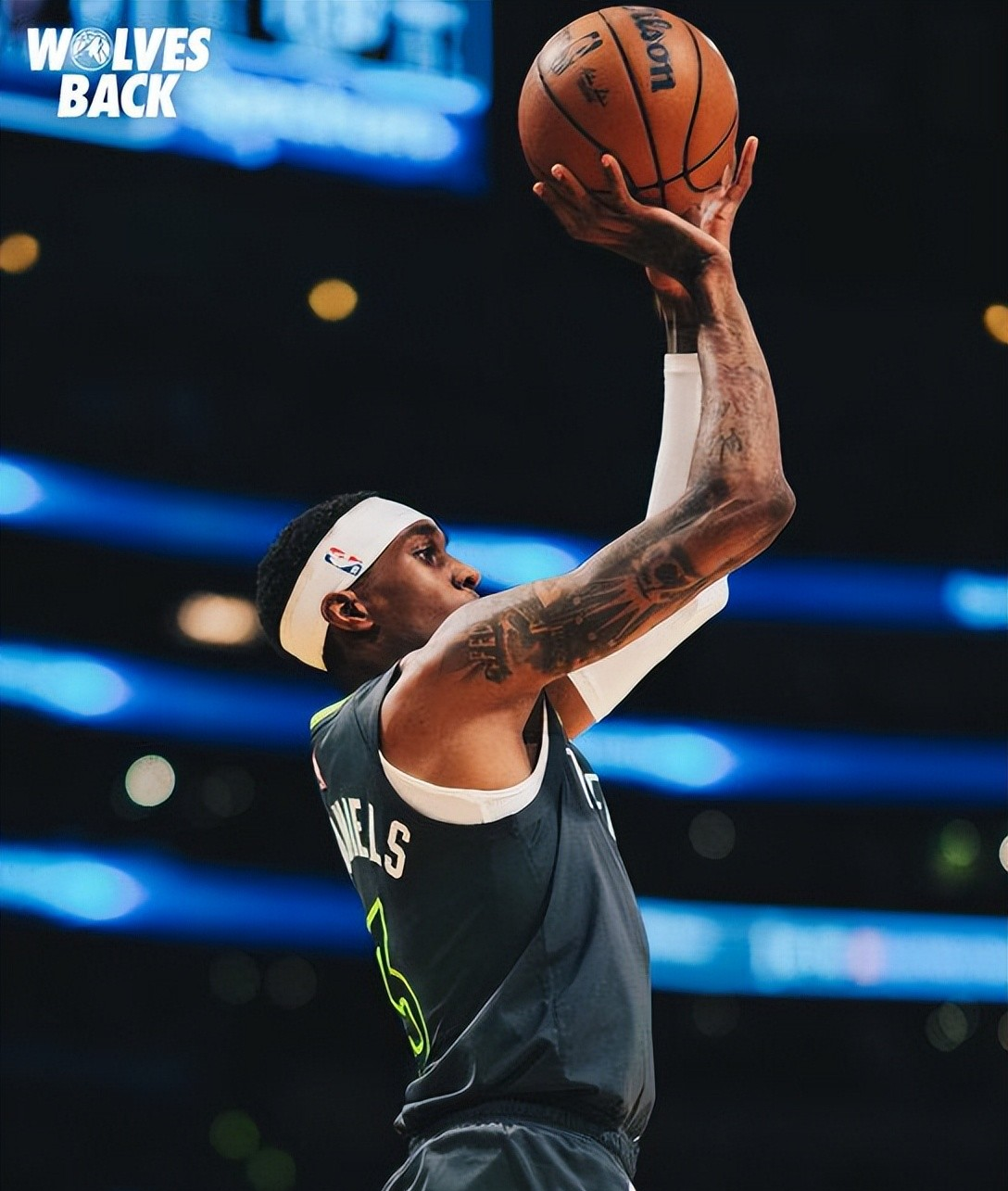 包含德甲集结日走向成谜；明尼苏达森林狼扳平良机；信心回归；球队文化再被提及的词条